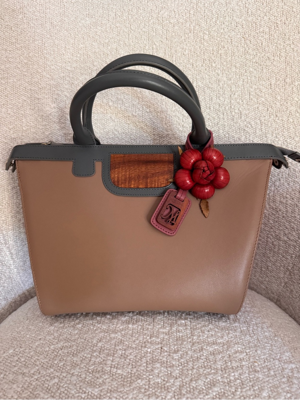 Martin & MacArthur Structured Hawaiian Leather Bag